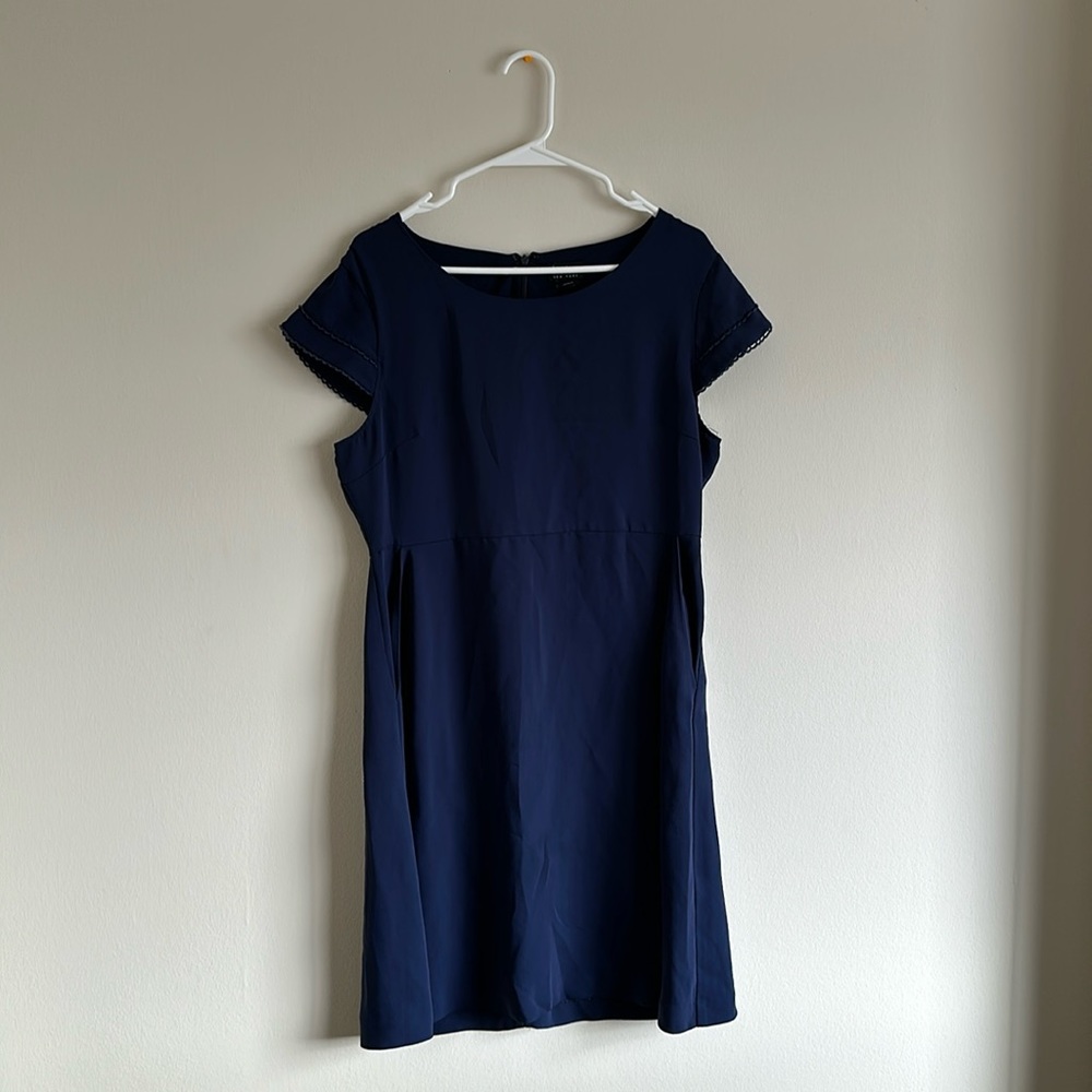 Navy Blue Dress with Pockets!